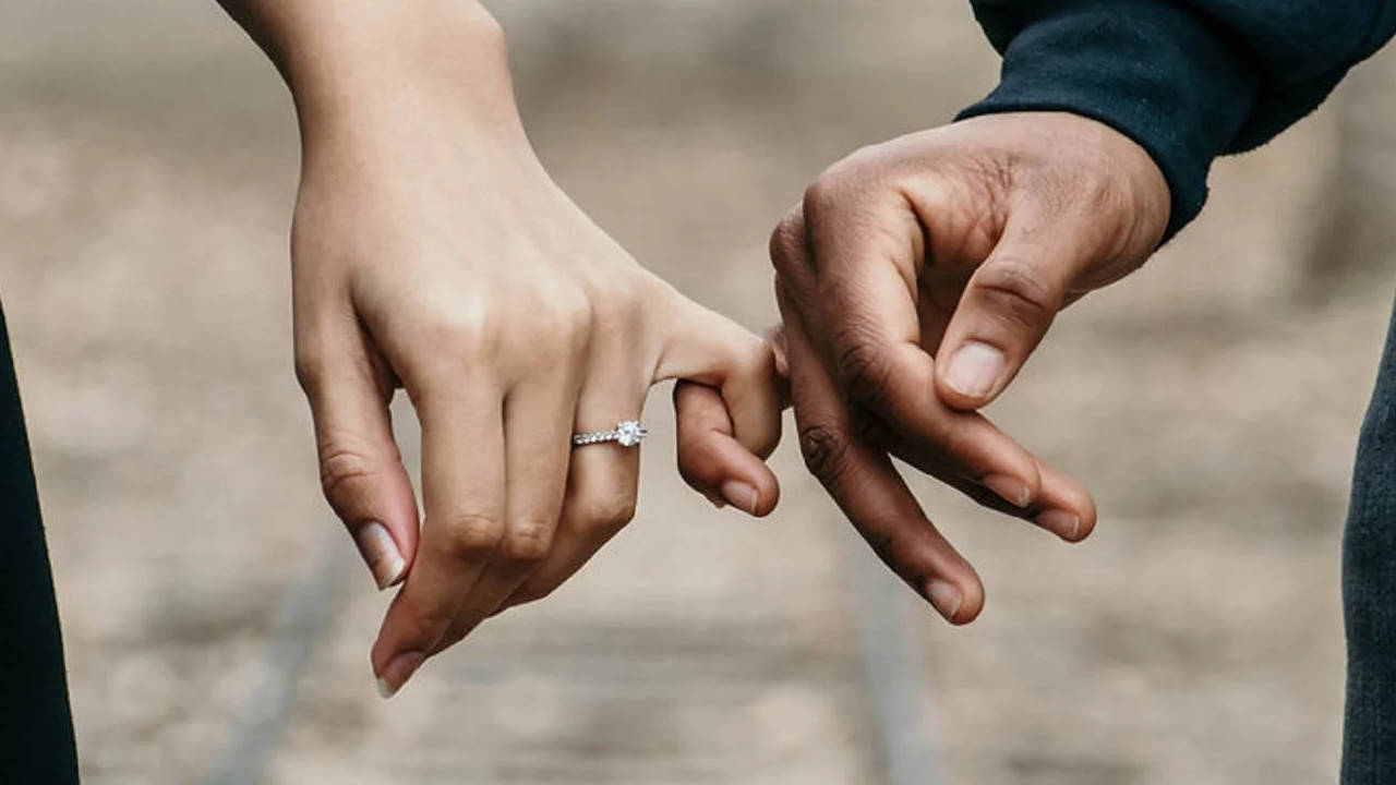 Save marriage costs | CoupleWealth